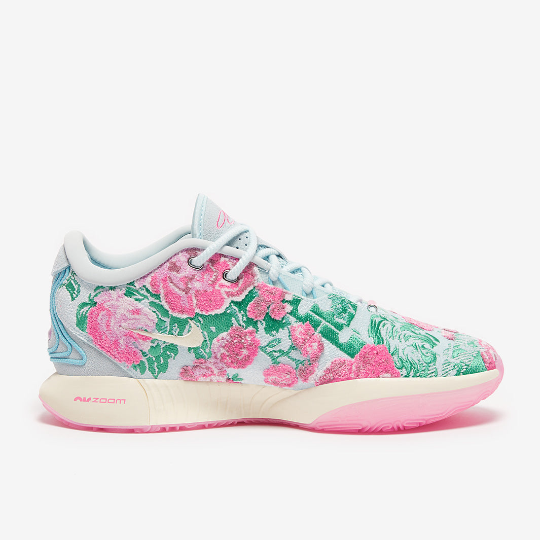 Nike LeBron 21 PRM