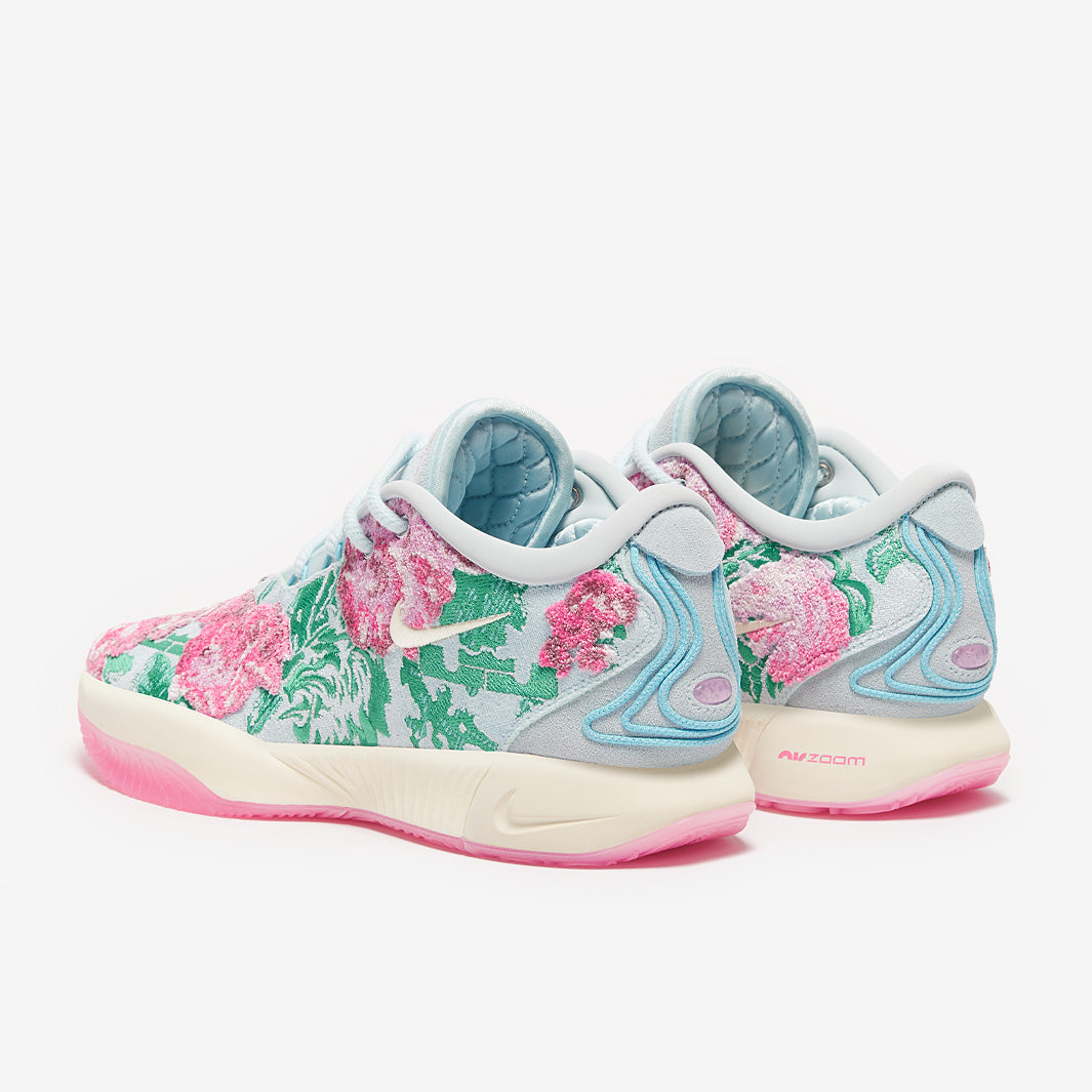 Nike LeBron 21 PRM