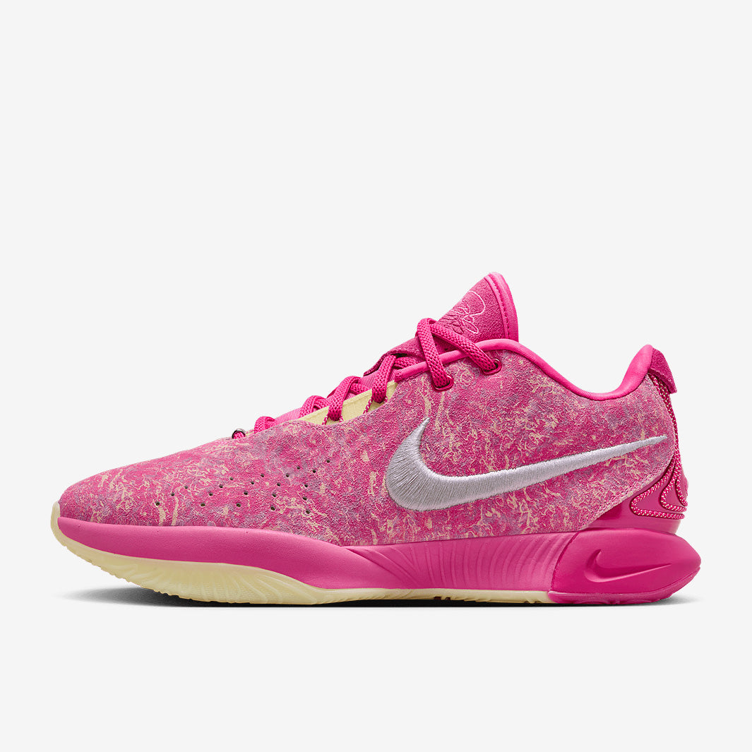 Nike LeBron 21