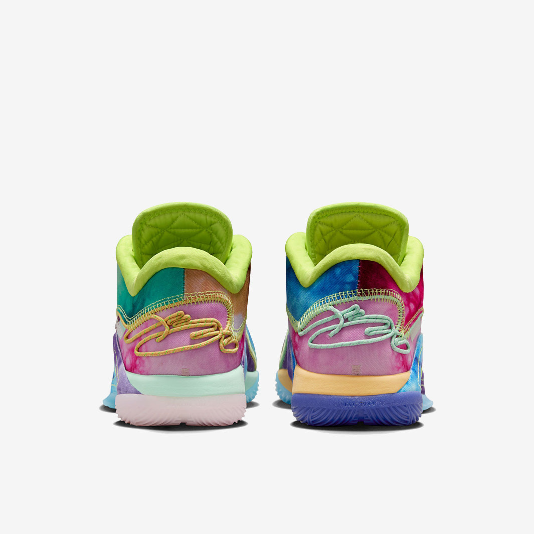 Nike Lebron XXII