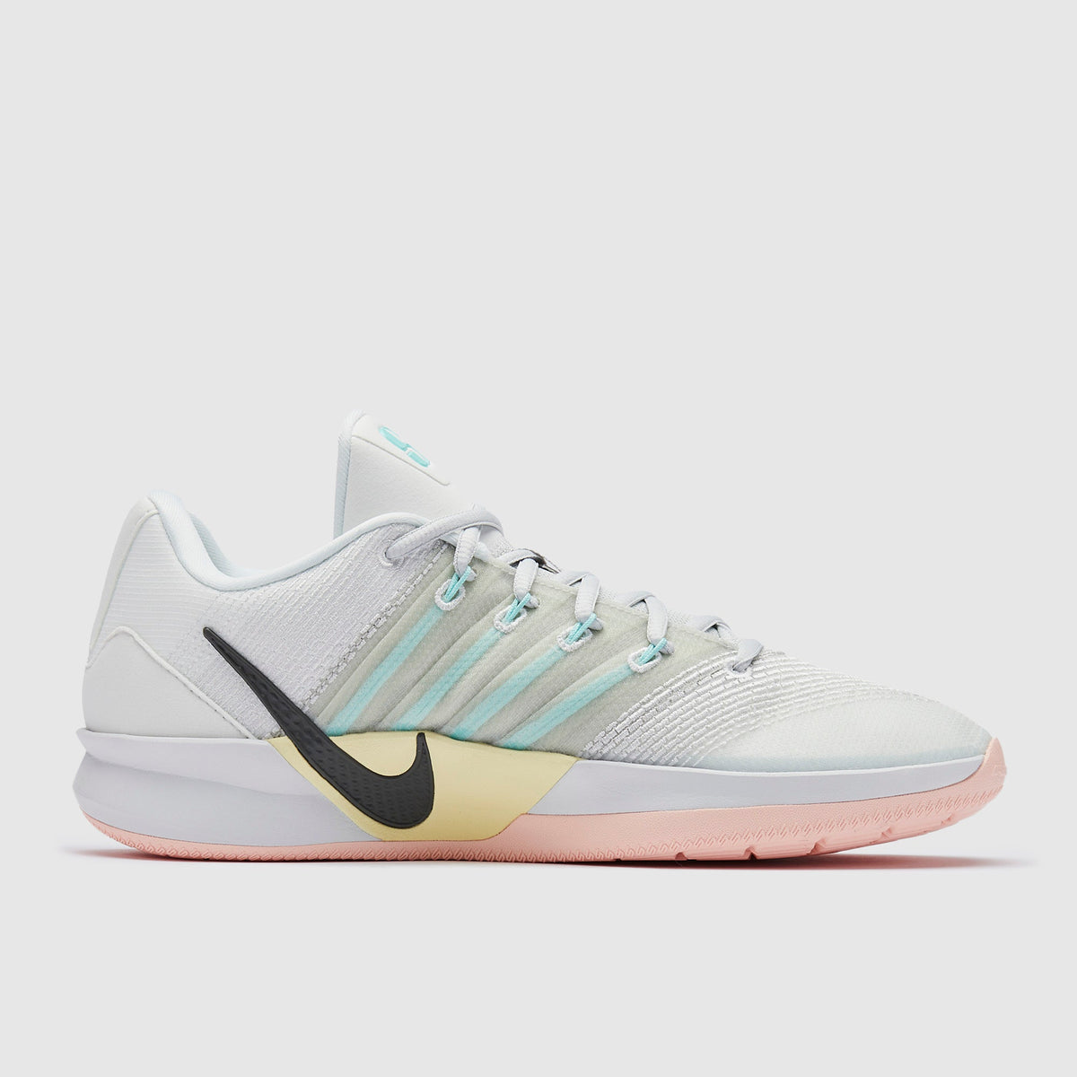 Nike Sabrina 3