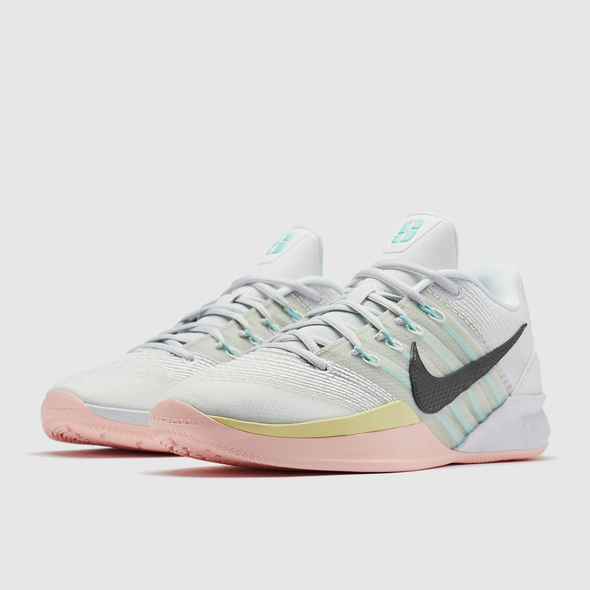 Nike Sabrina 3