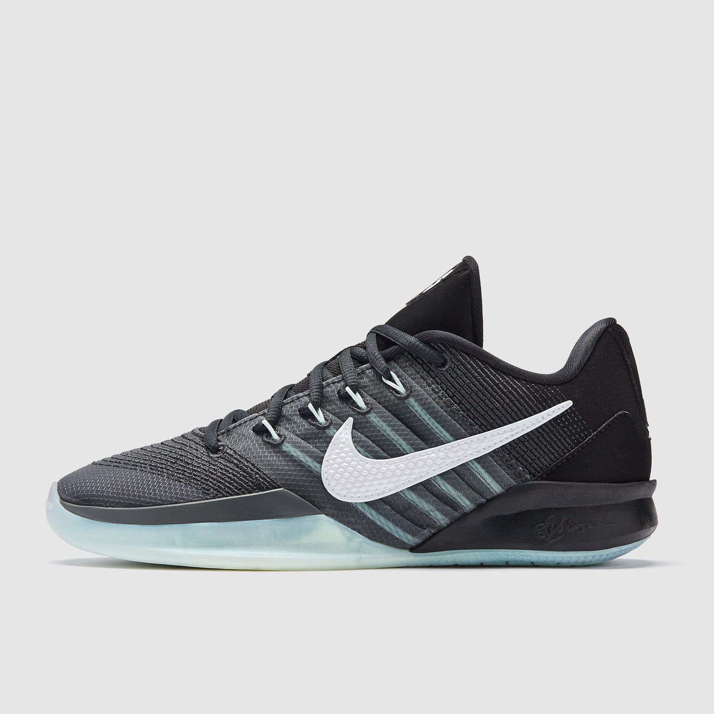 Nike Sabrina 3