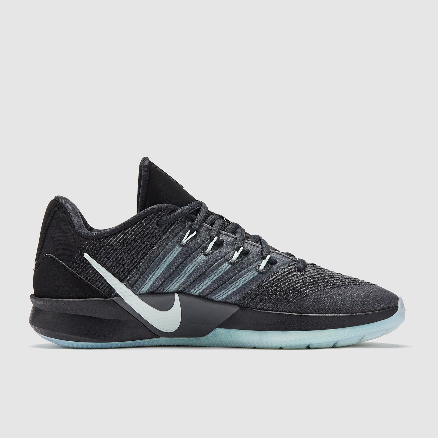 Nike Sabrina 3