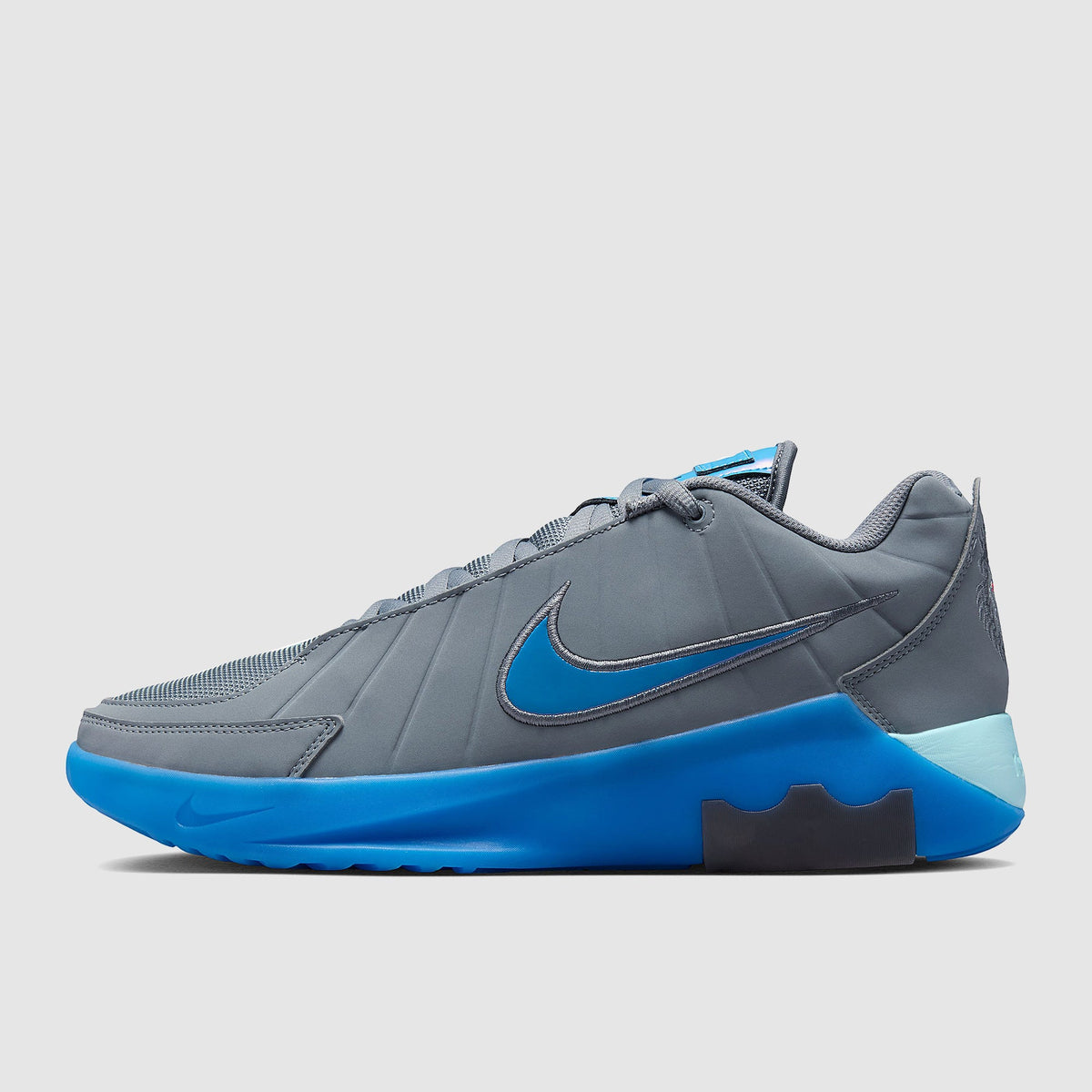 Nike LeBron Witness 9
