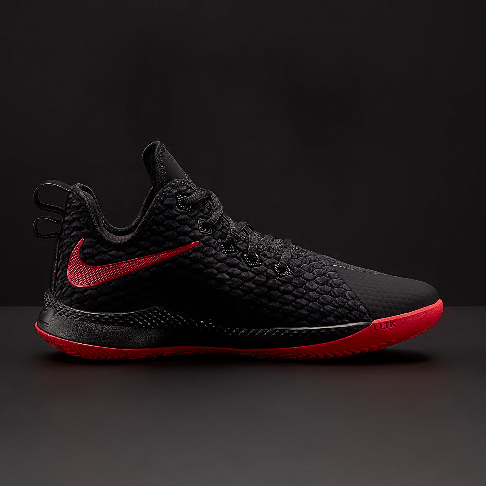 Nike LeBron Witness III