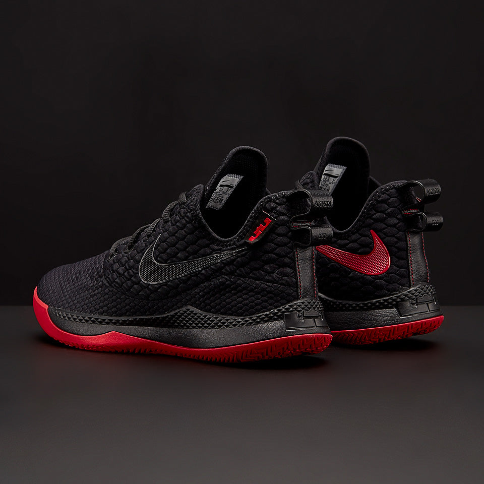 Nike LeBron Witness III