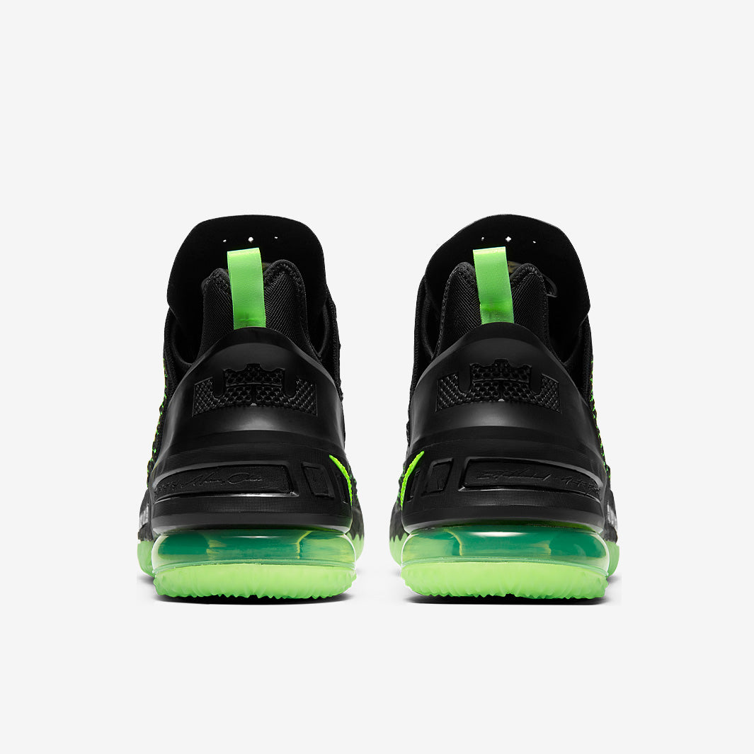 Nike LeBron 18