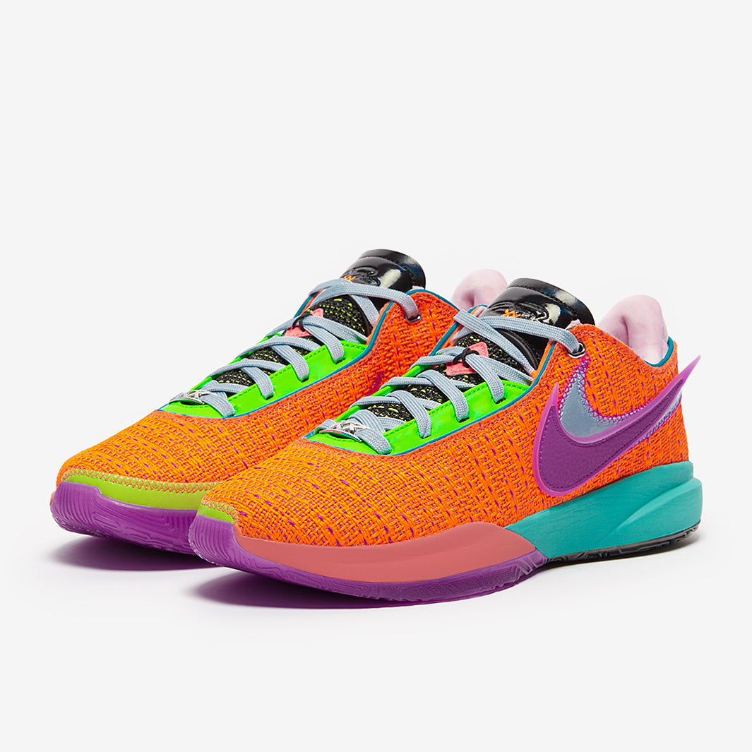 Nike LeBron 20