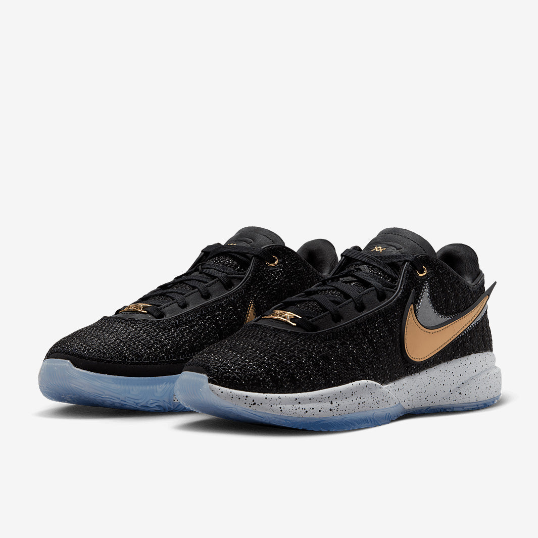 Nike LeBron 20