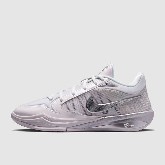 Nike Sabrina 4